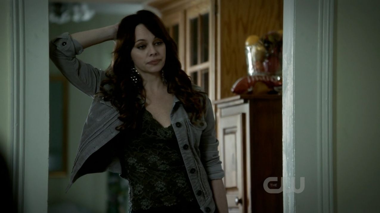 Melinda Clarke as Kelly Donovan in 'The Vampire Diaries'